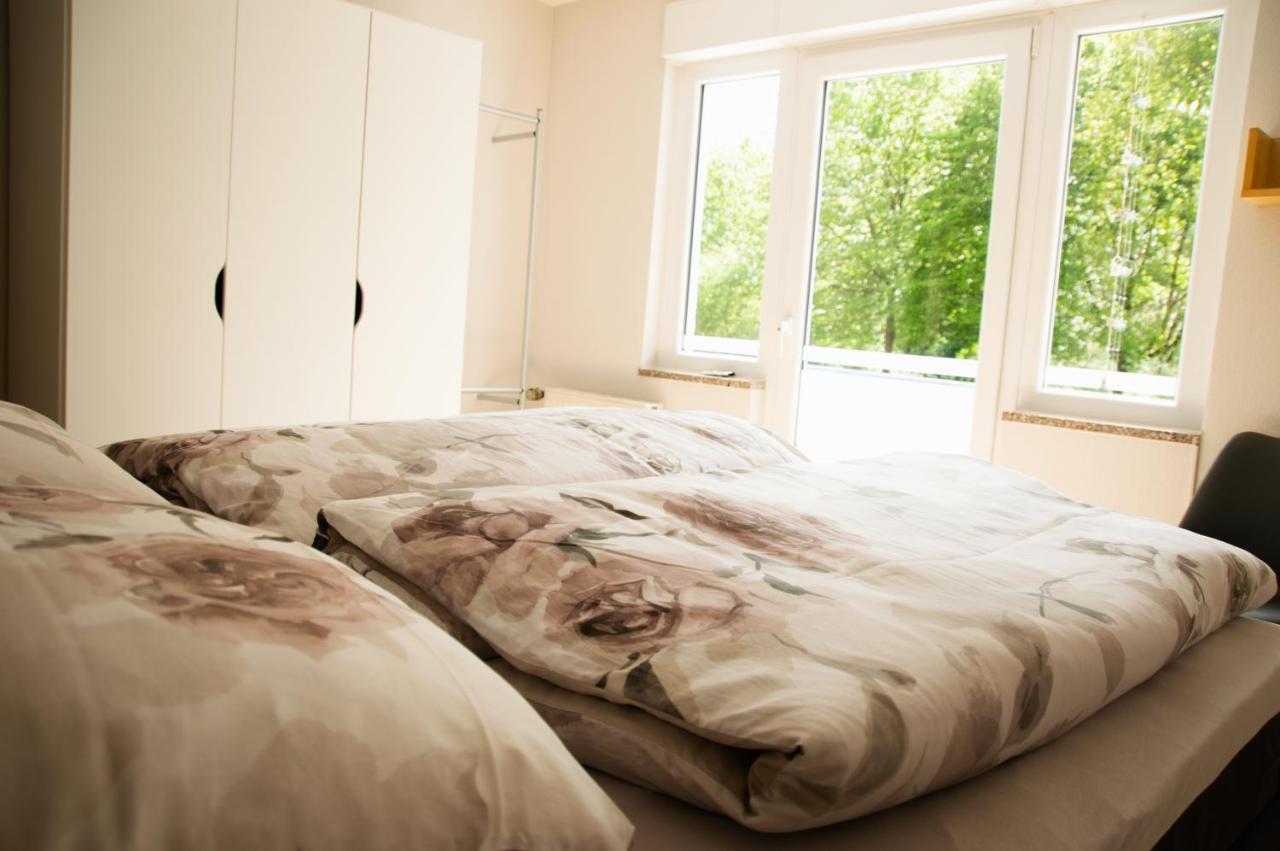 Naturnahe Schoene Neu Gestaltete Ferienwohnung Wurselen Exterior photo