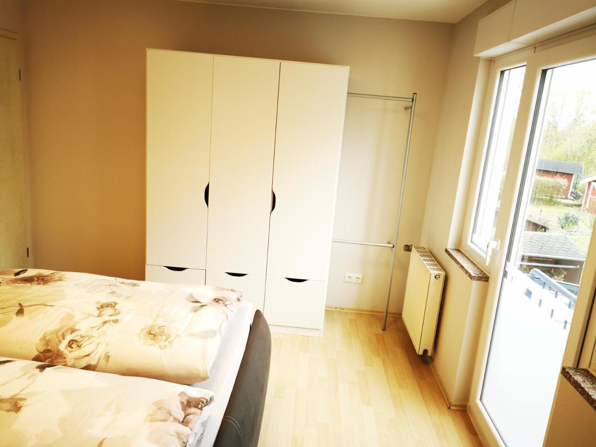 Naturnahe Schoene Neu Gestaltete Ferienwohnung Wurselen Exterior photo